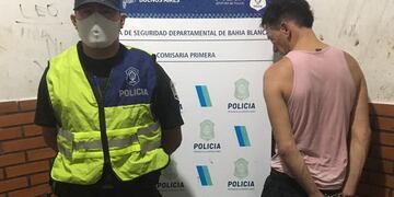 Lo encontraron en un frigorífico con fines de robo y fue detenido