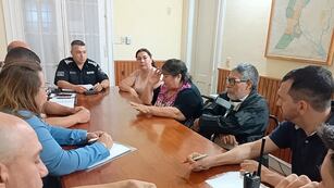 Reunión con vecinales por seguridad en Rafaela