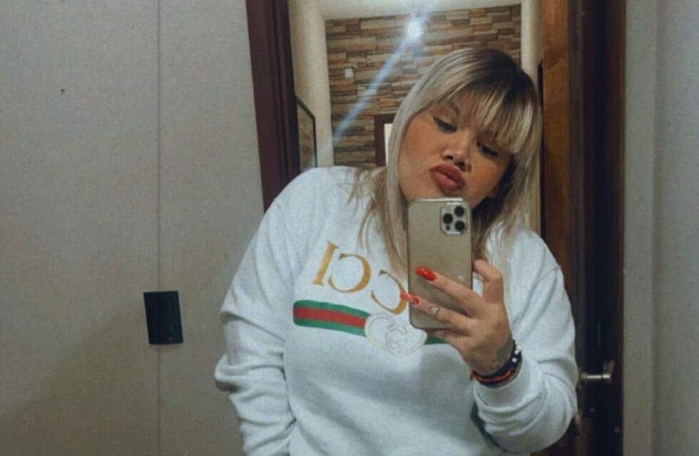 More Rial se filmó frente al espejo, con un enigmático mensaje en medio de rumores de noviazgo