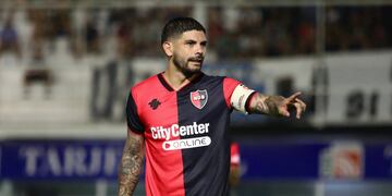 El ex Sevilla y Valencia volvió al Coloso.