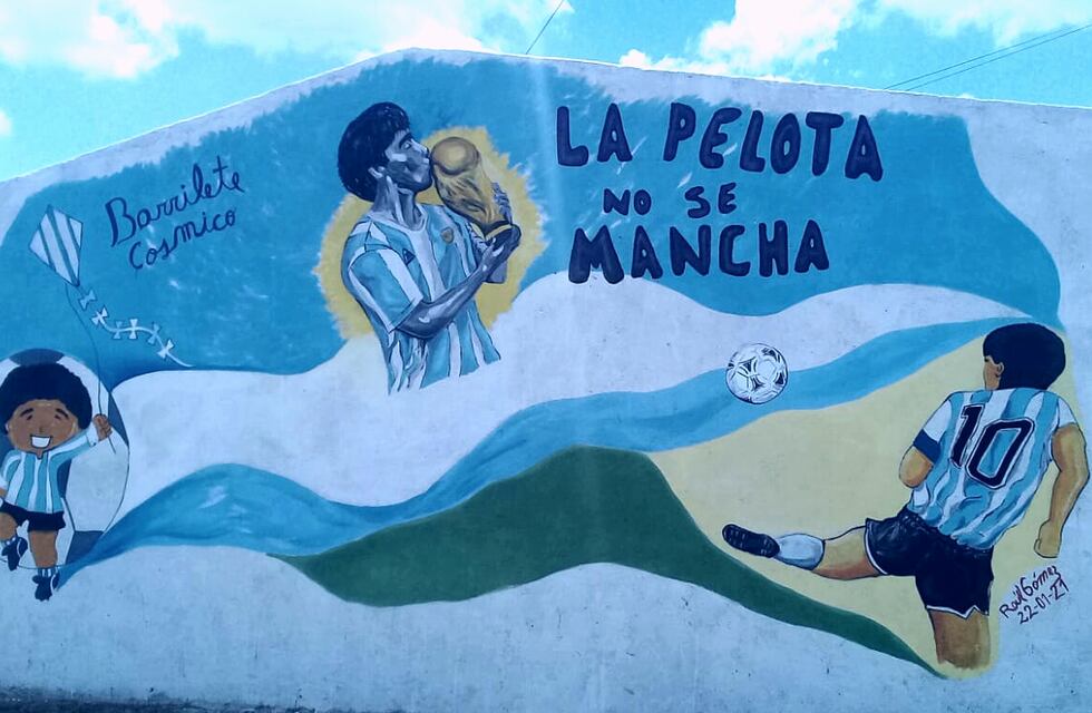 En Tránsito homenajean a Diego Maradona con un mural