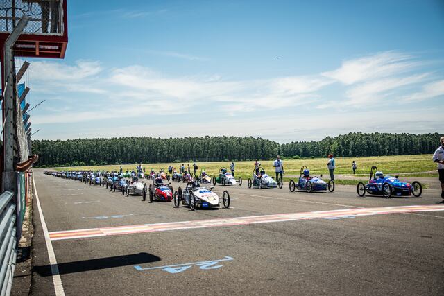 Desafío Eco YPF : más de 100 autos competirán en Concepción del Uruguay
