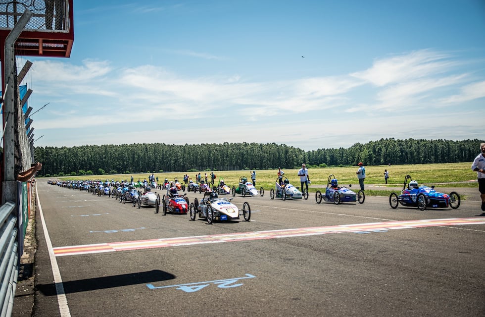 Desafío Eco YPF : más de 100 autos competirán en Concepción del Uruguay