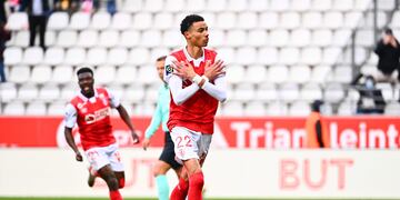 Hugo Ekitike, flamante refuerzo del PSG