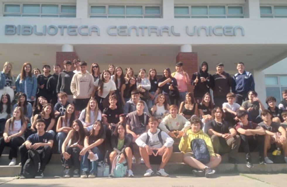 130 estudiantes de Adolfo Gonzales Chaves visitaron el Campus Universitario de Tandil