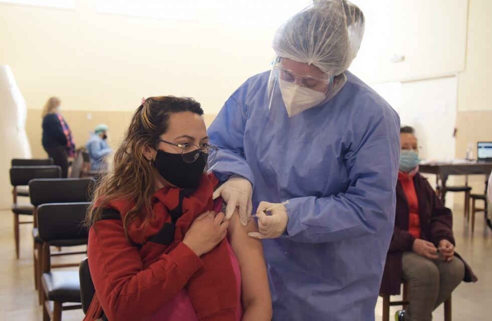 El 70% de la población adulta de Arroyito tiene la primera dosis de la vacuna