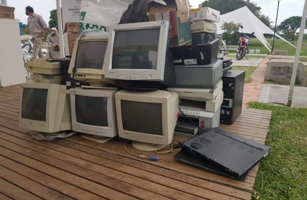 Resistencia: vecinos participaron en jornada de reciclaje de residuos electrónicos