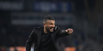 Javier Gandolfi no lo puede creer. A Talleres se le escapó un triunfo que lo mantenía en carrera por el título en Liga Profesional. Sigue lejos de River (Facundo Luque / La Voz).