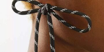 Balenciaga lanzó un nuevo accesorio mediático.