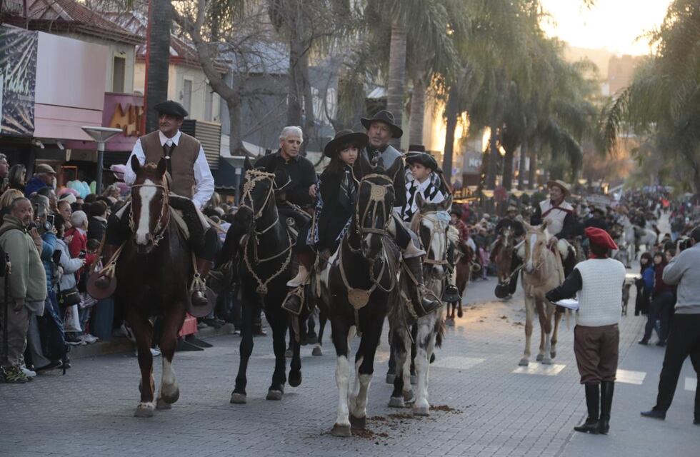 Villa Carlos Paz celebra el Día del Fundador y la Fiesta de Nuestra Señora del Carmen