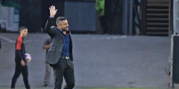 Javier Gandolfi y las conclusiones de la derrota de Talleres en La Plata (Fotobaires)