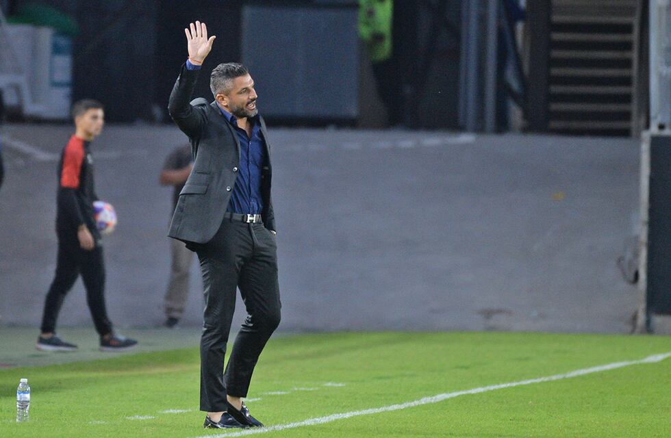 Javier Gandolfi y la derrota de Talleres: “Fue un partido chato de los dos lados”