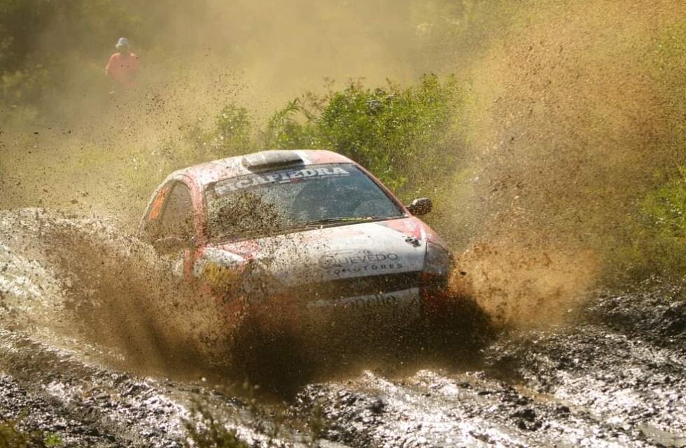 Pablo Casas fue navegante en la primera fecha del Provincial de Rally en La Calera