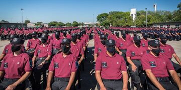 Egresaron casi 800 agentes de la Policía de la Ciudad.