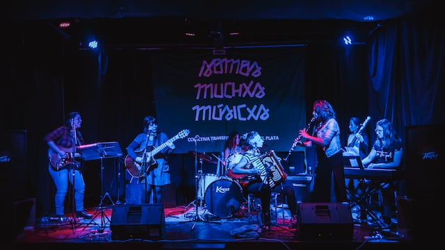 Banda Somos Muchxs Músicxs, está conformada por instrumentistas y cantantes de diversos géneros musicales