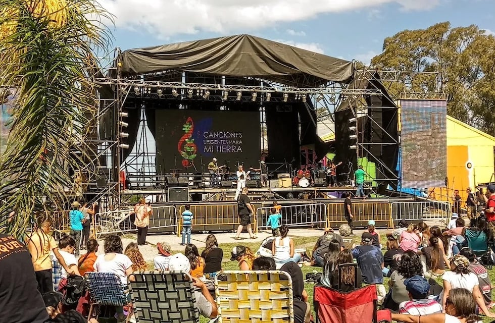 Conciencia ambiental: León Gieco y Lito Vitale le cantaron “a la tierra” en un festival en San Marcos Sud
