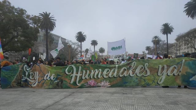 El proyecto tendrá que esperar a sesiones ordinarias.