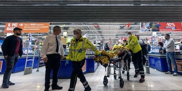 El ataque en el supermercado dejó un saldo de un muerto y cuatro heridos.