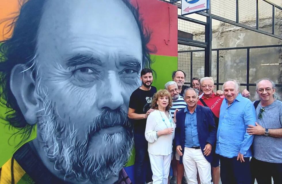 Vandalizan un mural de Roberto Fontanarrosa inaugurado hace tres semanas en Rosario