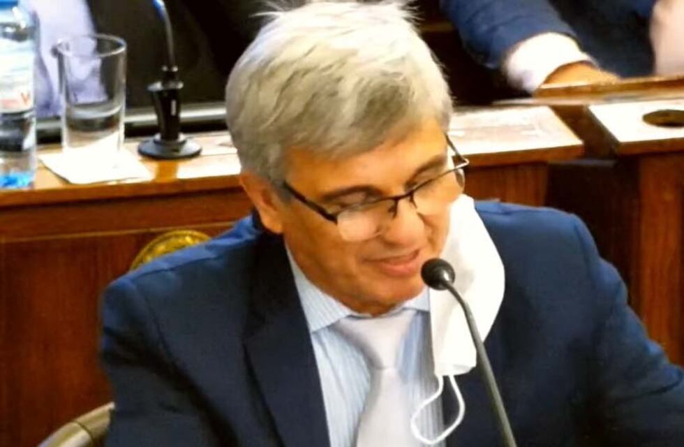Senadores de Juntos por el Cambio proponen reducir impuestos a la luz, agua y gas
