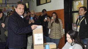 Sergio Massa, al votar en las PASO (Unión por la Patria).