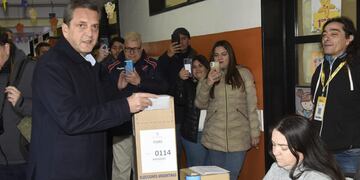 Sergio Massa, al votar en las PASO (Unión por la Patria).