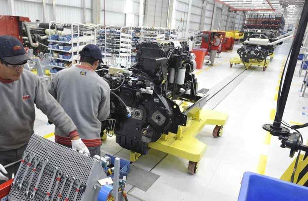 Vuelven a extender la prohibición de despidos y suspensiones, ahora hasta fin de año