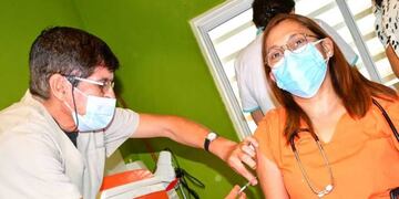 Desde el 29 de diciembre de 2.020, el Ministerio de Salud Pública del Chaco aplicó un total de 867.197 dosis (hasta ayer sábado 7).