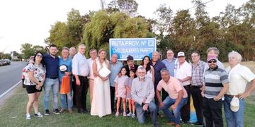 Desde Clucellas hasta Las Rosas, la Ruta Provincial N°13 se llama "Carlos Alberto Pairetti"