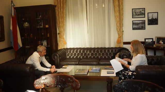 El gobernador Rogelio Frigerio y la intendenta de Paraná Rosario Romero en Casa de Gobierno.