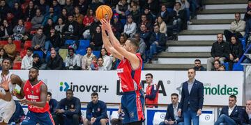 Pablo Bertone Oliveirense Portugal