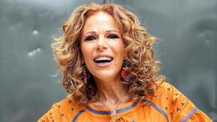 El emotivo reencuentro de Iliana Calabró con su hijo Nicolás luego de dos años sin verse