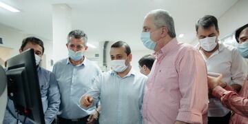 El Gobernador de Misiones encabezó la inauguración de la Unidad de Terapia Intensiva del Hospital SAMIC de Oberá