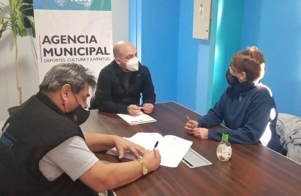 Se suscribió un convenio entre el Municipio y el Automóvil Club Río Grande
