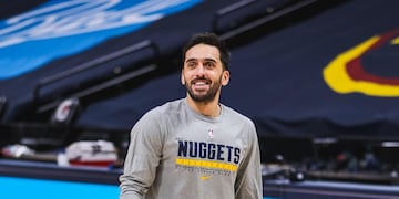 (Denver Nuggets)
