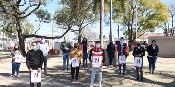 Se entregaron créditos del programa Banco Solidario