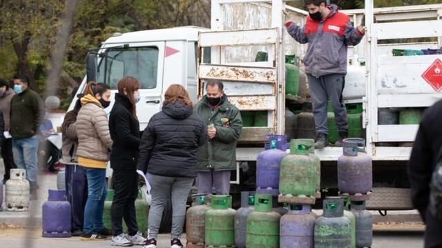 Los vecinos pueden acceder a garrafas de 10 kilos a precio subsidiado.