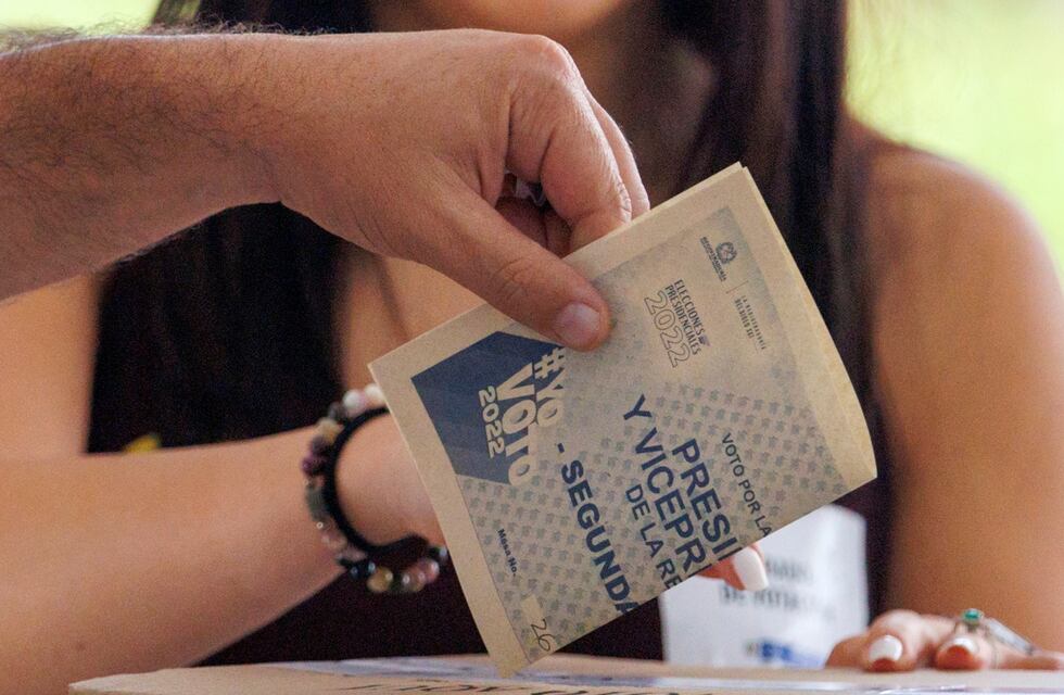 Elecciones 2023: Miguel Lunghi, intendente de Tandil, participó del encuentro de la UCR en Rauch