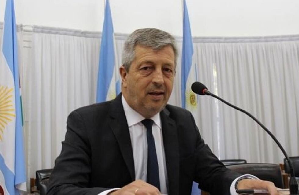 Emir Félix admitió que está “dolido” por la muerte de Ricardo Vergara y volvió a insistir con las restricciones