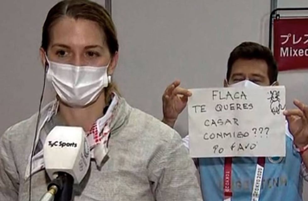 Propuesta de casamiento en vivo: la esgrimista Belén Pérez Maurice fue sorprendida tras su eliminación en Tokio 2020