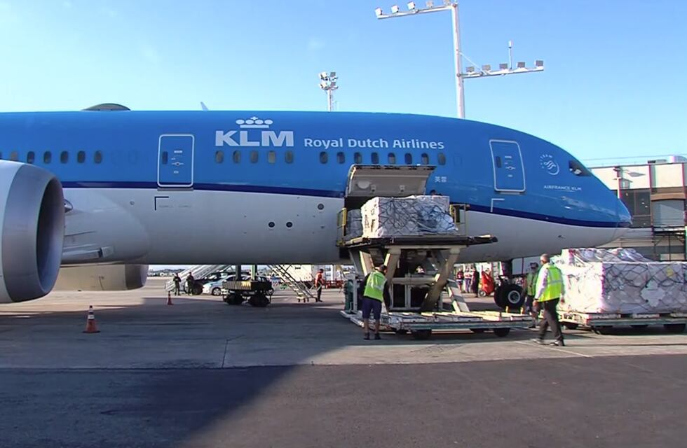 Llegaron al país 864 mil dosis de vacunas contra el coronavirus del Fondo Covax