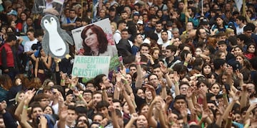 Acto de Cristina Kirchner en Plaza de Mayo (Foto: Federico López Claro)