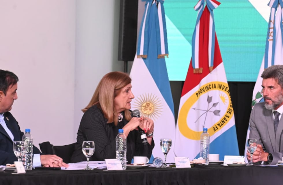 Romero y otros intendentes reclamaron a Francos por el transporte y la obra pública