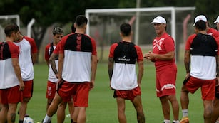 Pedro Troglio y una complicación en el armado del Instituto que visitará a Argentinos Juniors.