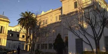 La expareja del hombre lo denunció y fue atendida en el hospital Tránsito Cáceres de Allende. (Archivo).