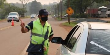 Un individuo denunció a una inspectora de tránsito por amenazarlo en Oberá.