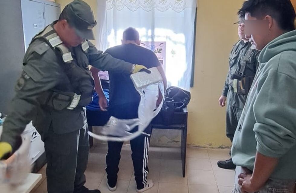 “Narcovecino” de Alto Comedero fue descubierto con cocaína en un colectivo