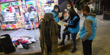 Censo de indigentes y personas en situacion de calle en el centro de Cordoba 16 mayo 2022 foto Javier Ferreyra