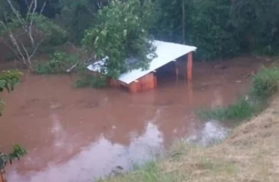 Inundaciones y evacuaciones en Puerto Iguazú