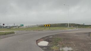 La complicada rotonda del acceso sur de Rafaela, sin iluminación